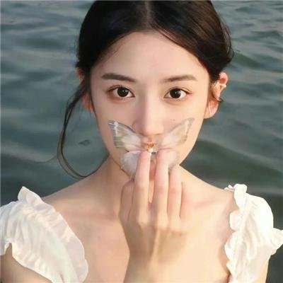 在我姐姐的婚纱里